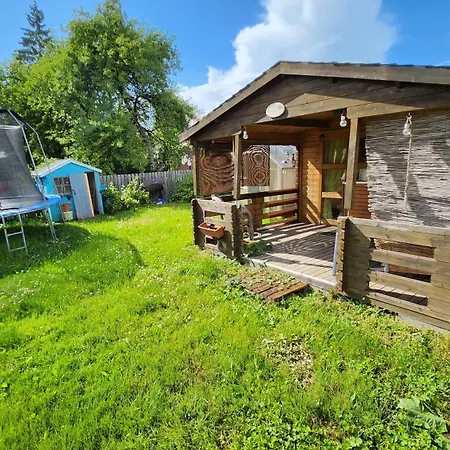 Cozy Halfhouse With Private Garden And Cinema Lejlighed *