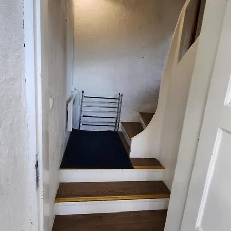 Cozy Halfhouse With Private Garden And Cinema Lejlighed Tartu