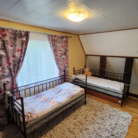 Cozy Halfhouse With Private Garden And Cinema *