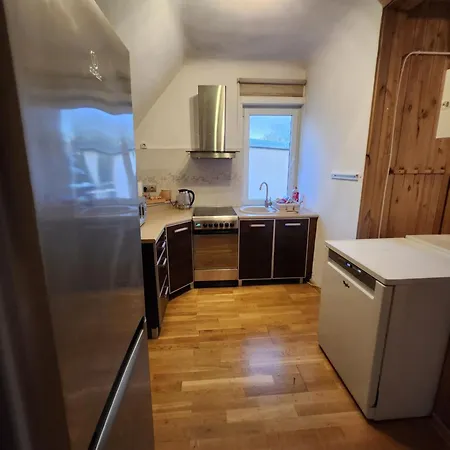 Cozy Halfhouse With Private Garden And Cinema