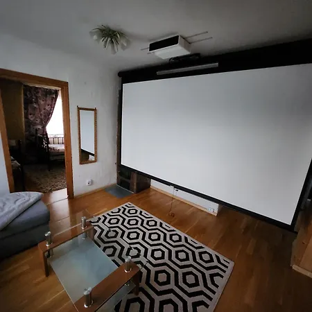 Cozy Halfhouse With Private Garden And Cinema Tartu